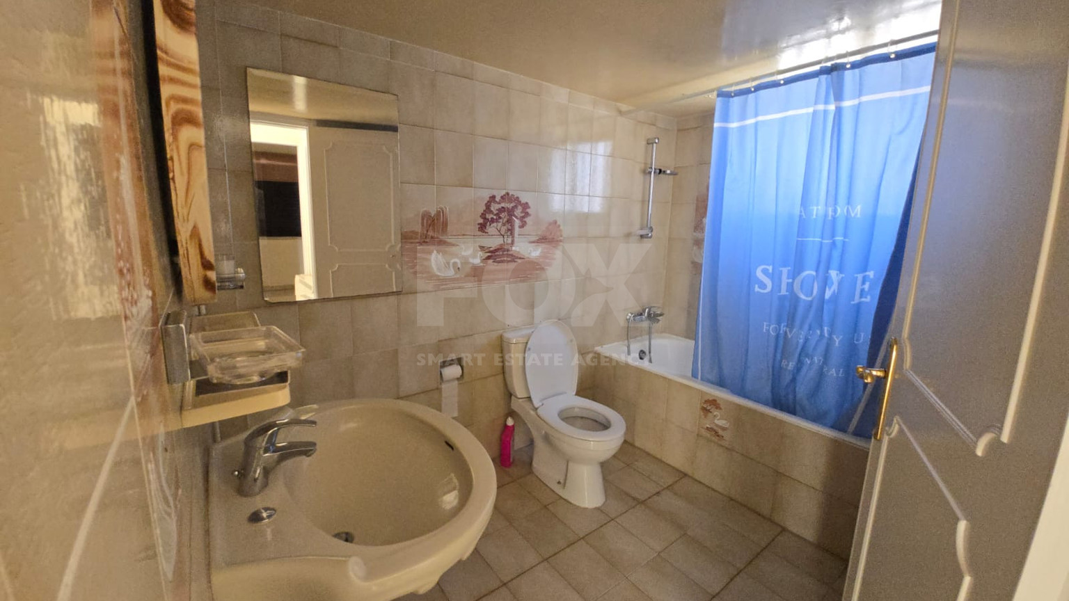 Spacious 3-Bedroom Apartment in Agia Fyla – 170 m² with Large Back Veranda