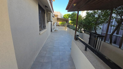 Spacious 3-Bedroom Apartment in Agia Fyla – 170 m² with Large Back Veranda