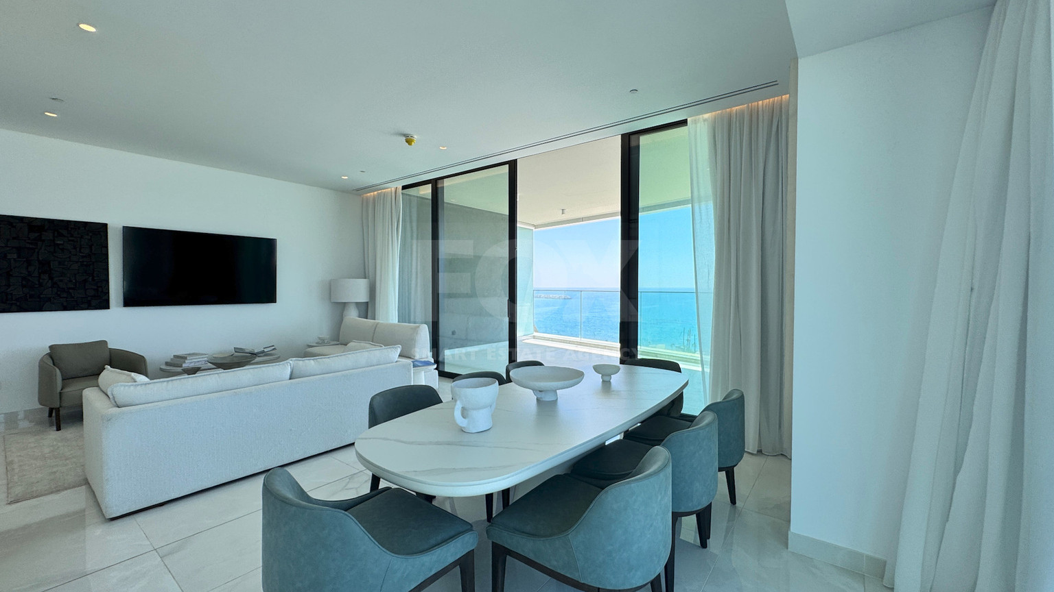Exclusive Listing: 16th-Floor Luxury Seafront Apartment Near Limassol Marina