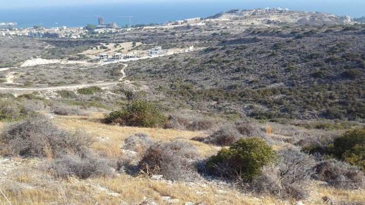 Land  Agios Tychonas, Cyprus