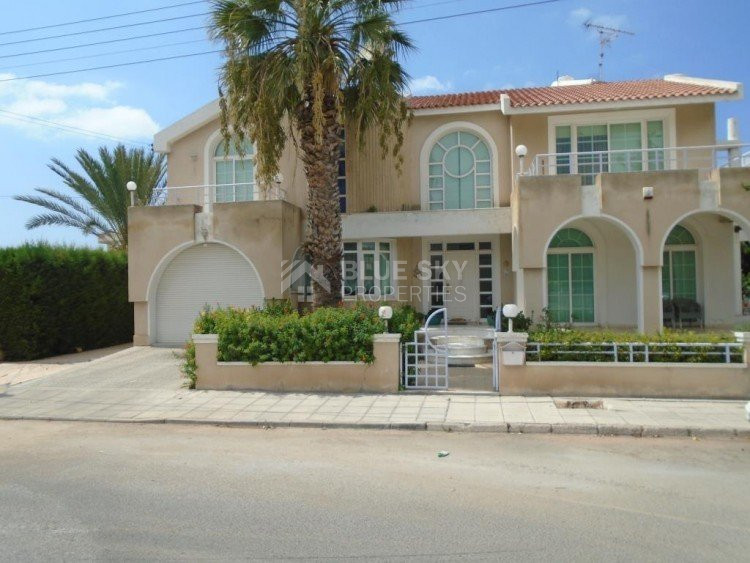 Five Bed House  In Pafos Paphos Cyprus