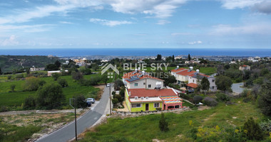 Plot for Sale in Armou: Quiet Area with Sea Views