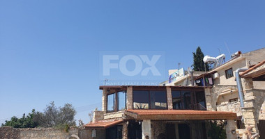 Modern Four Bedroom Home with Pool in Pachna