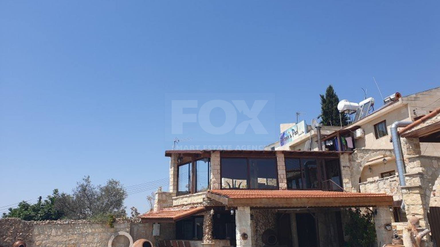 Modern Four Bedroom Home with Pool in Pachna