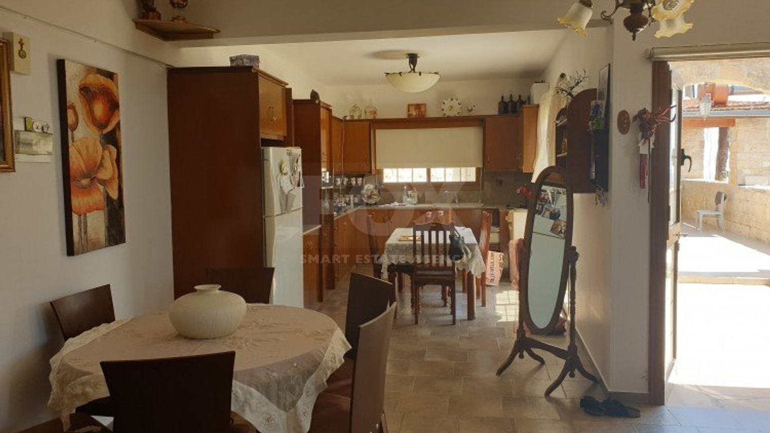 Modern Four Bedroom Home with Pool in Pachna