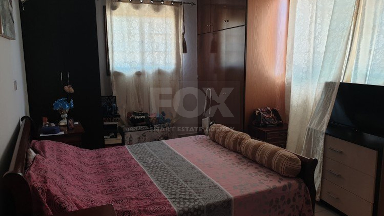 Modern Four Bedroom Home with Pool in Pachna