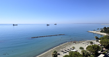 Luxury Beachfront Penthouse with Private Roof Garden in Limassol Sea Front