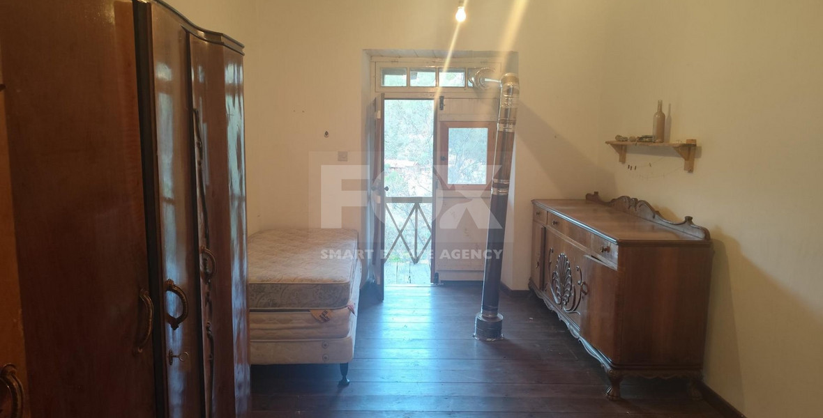 Partially Furnished Semi-Detached House in Treis Elies