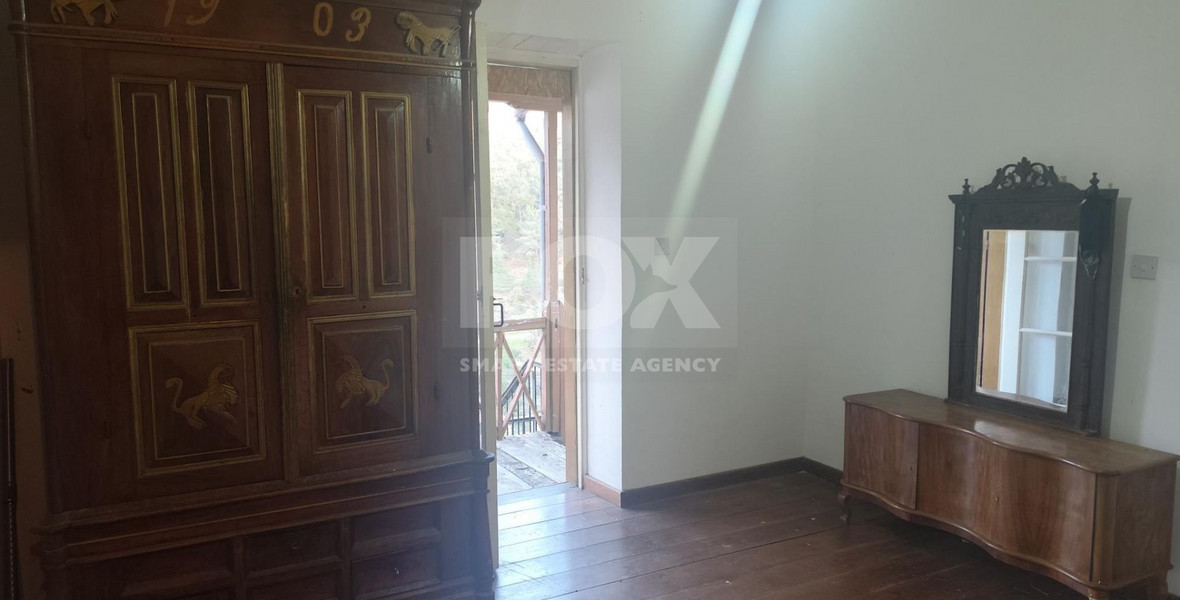Partially Furnished Semi-Detached House in Treis Elies