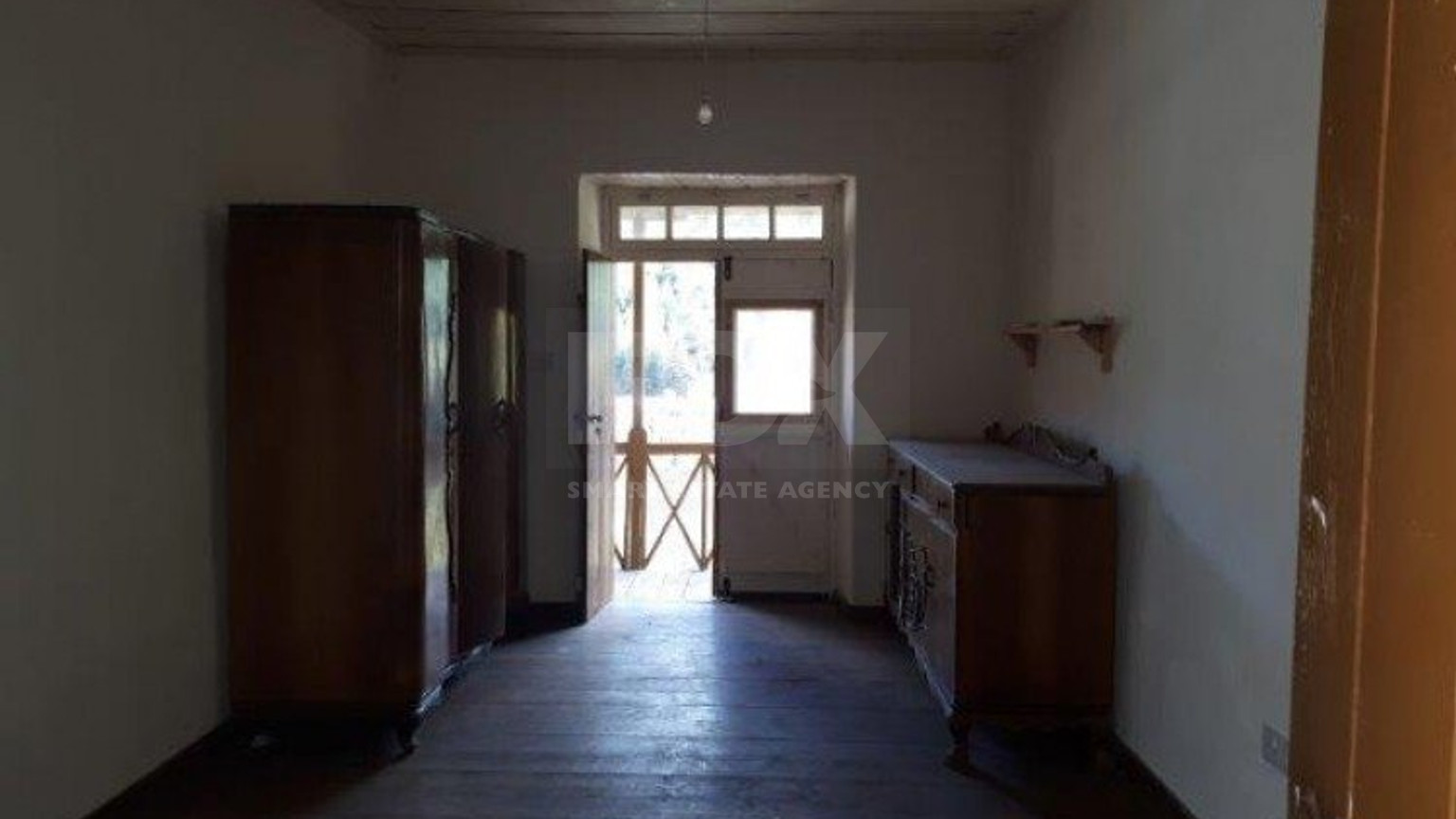 Partially Furnished Semi-Detached House in Treis Elies