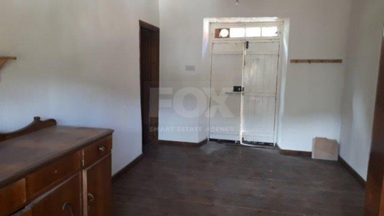 Partially Furnished Semi-Detached House in Treis Elies