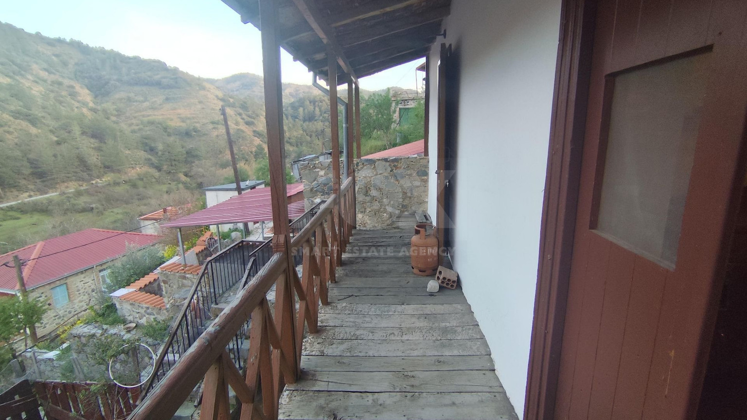 Partially Furnished Semi-Detached House in Treis Elies