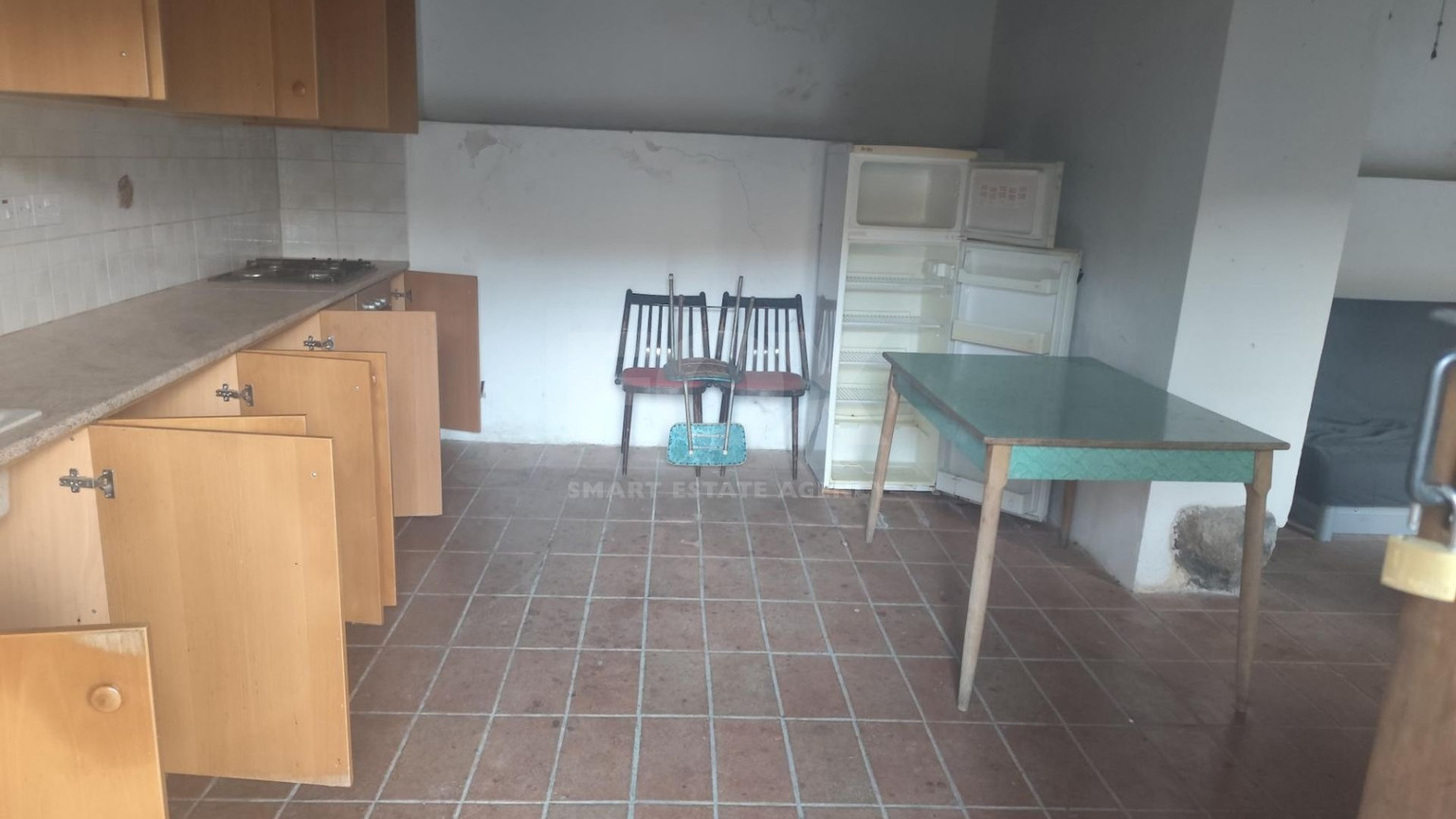 Partially Furnished Semi-Detached House in Treis Elies