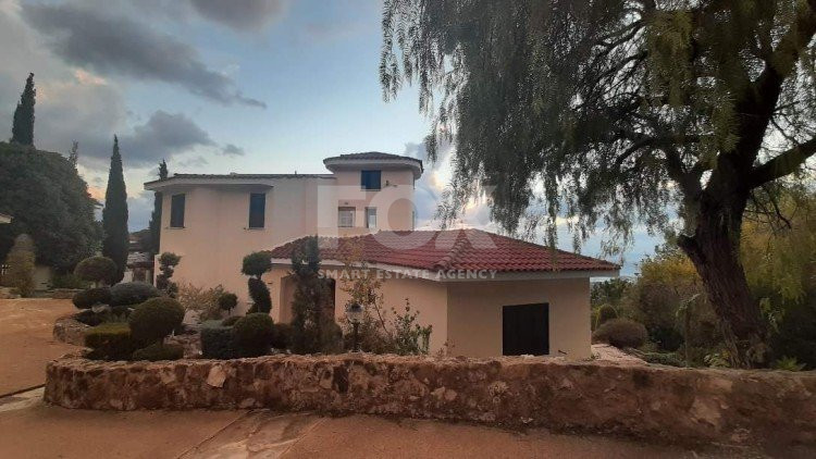 Five Bed House In Tala Paphos Cyprus