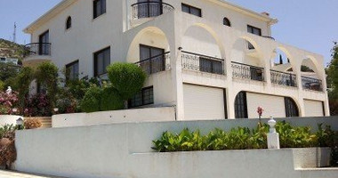 Five bedroom House in Tala-Paphos