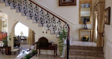 Five bedroom House in Tala-Paphos