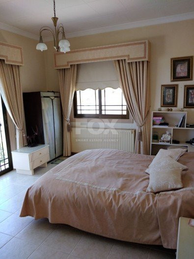 Five bedroom House in Tala-Paphos