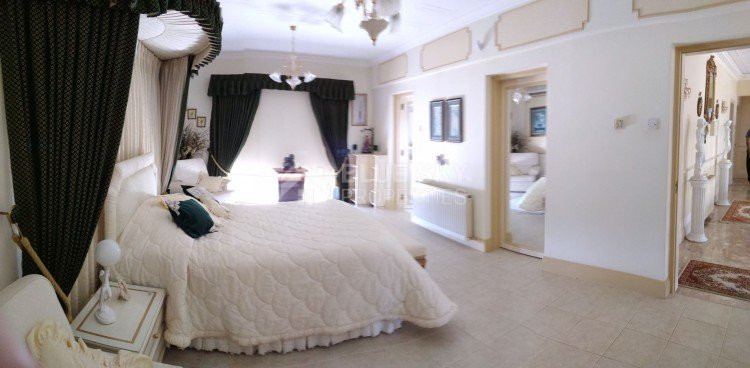 Five bedroom House in Tala-Paphos