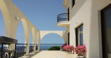 Five bedroom House in Tala-Paphos