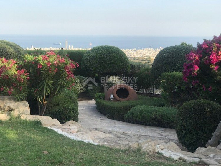 5 Bed House For Sale In Agia Fylaxis Limassol Cyprus