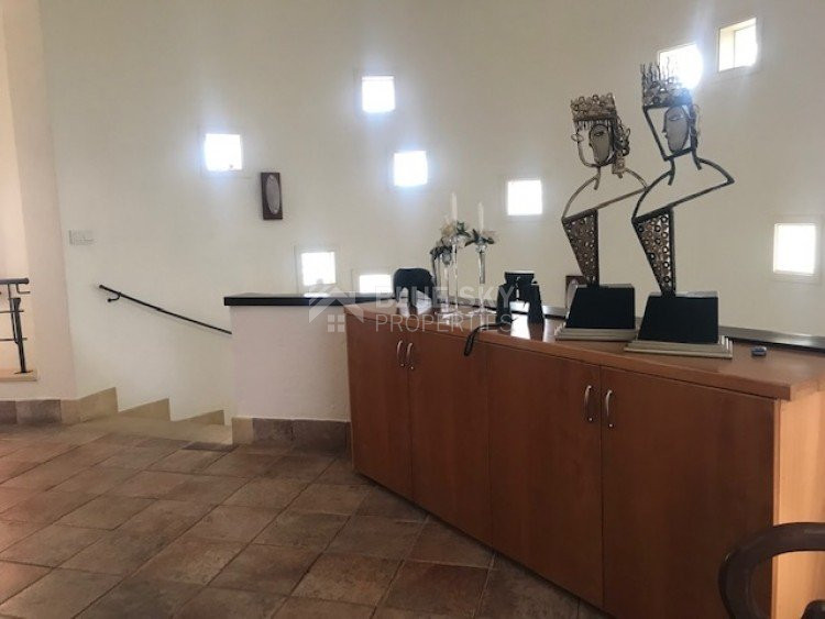 5 Bed House For Sale In Agia Fylaxis Limassol Cyprus