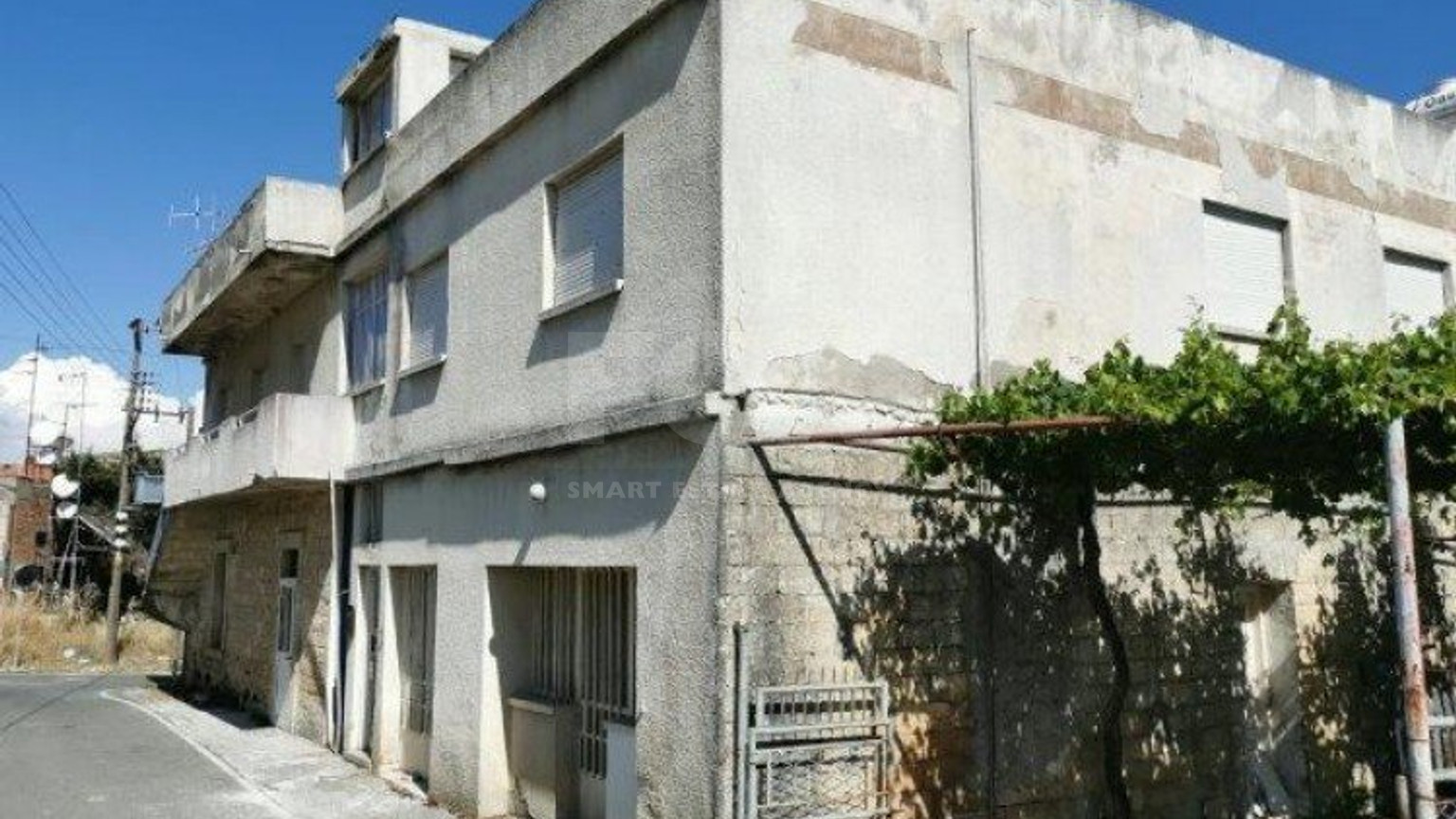 Listed and stone building For Sale In Pachna Limassol Cyprus