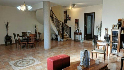 3 Bed House To Rent In Kato Polemidia Limassol Cyprus