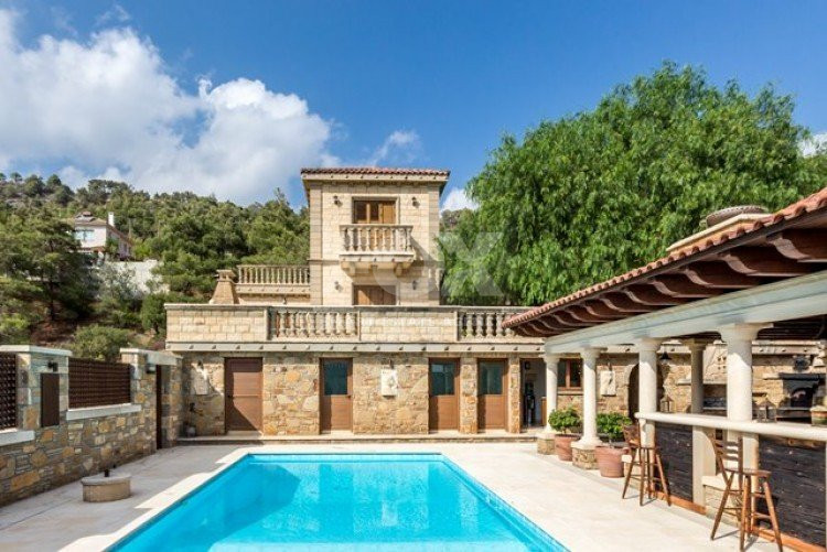 4 Bed House For Sale In Moniatis Limassol Cyprus