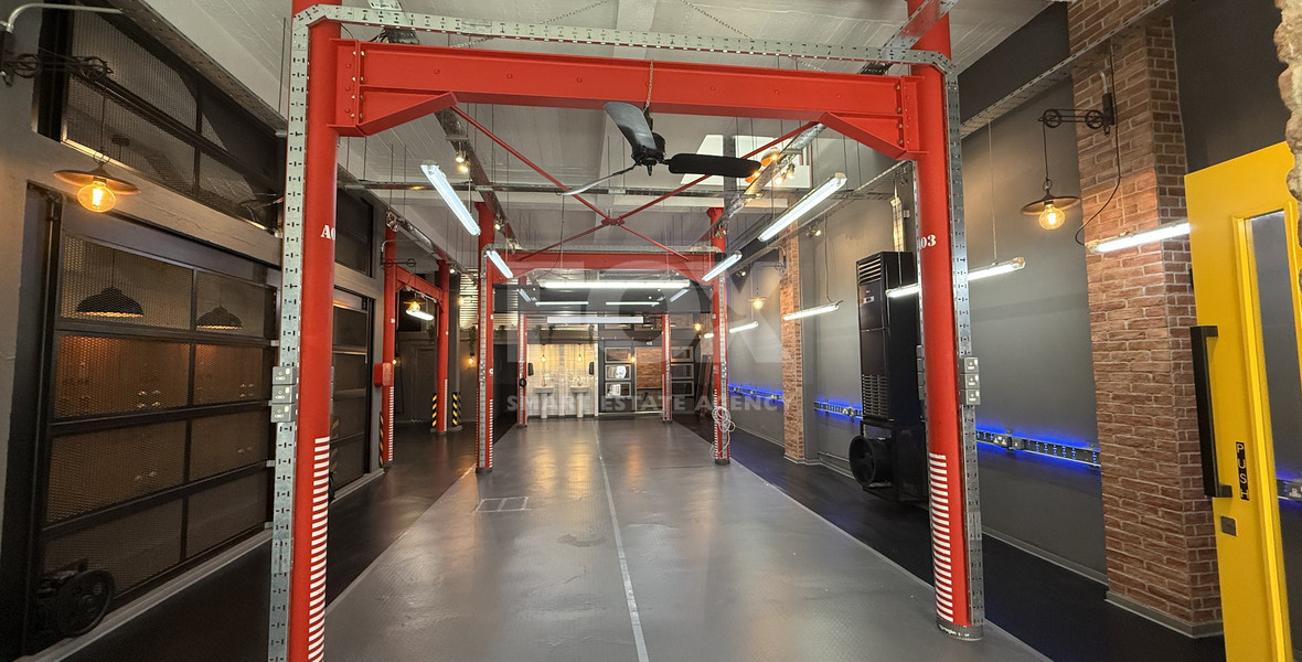 INDUSTRIAL STYLE COMMERCIAL OFFICE SPACE FOR RENT IN HISTORICAL TOWN OF LIMASSOL.