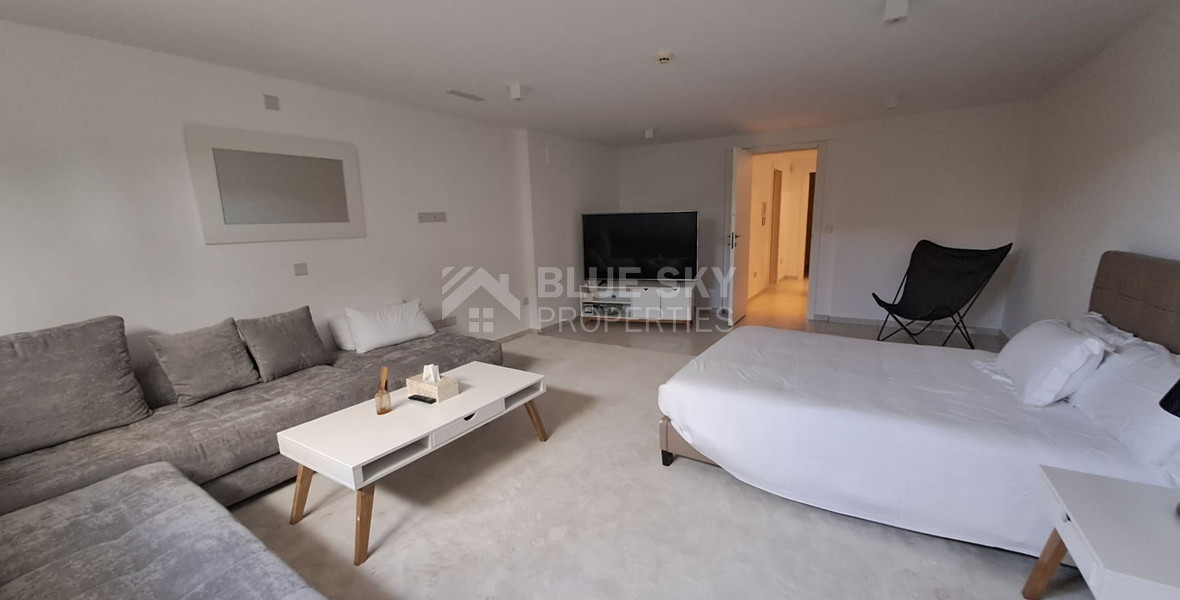 Exclusive Seafront Three bedroom Villa on Limassol Marina For Sale