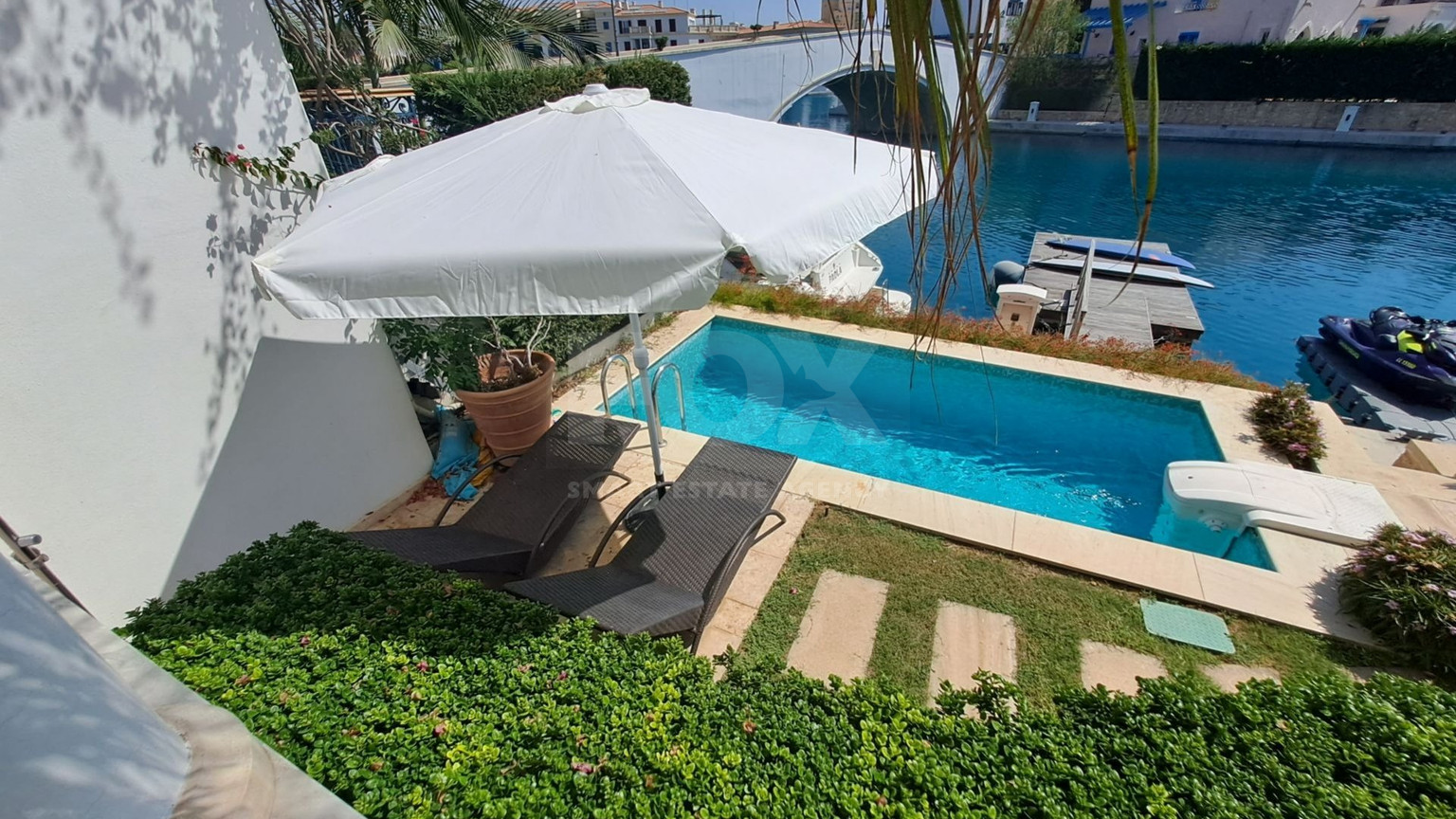 Exclusive Seafront Three bedroom Villa on Limassol Marina For Sale