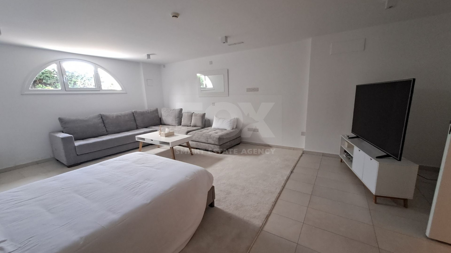 Exclusive Seafront Three bedroom Villa on Limassol Marina For Sale