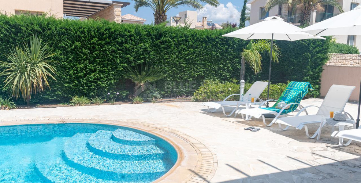Four Bed Villa To Rent In Polis area