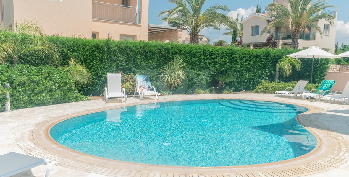Four Bed Villa To Rent In Polis area