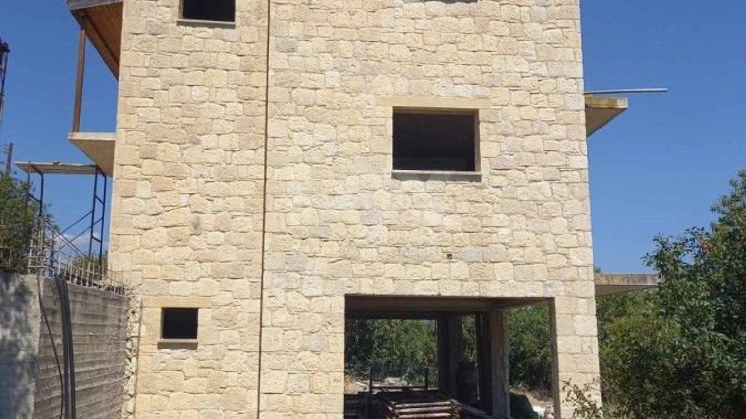 VILLA 3-4 Bedroom for sale