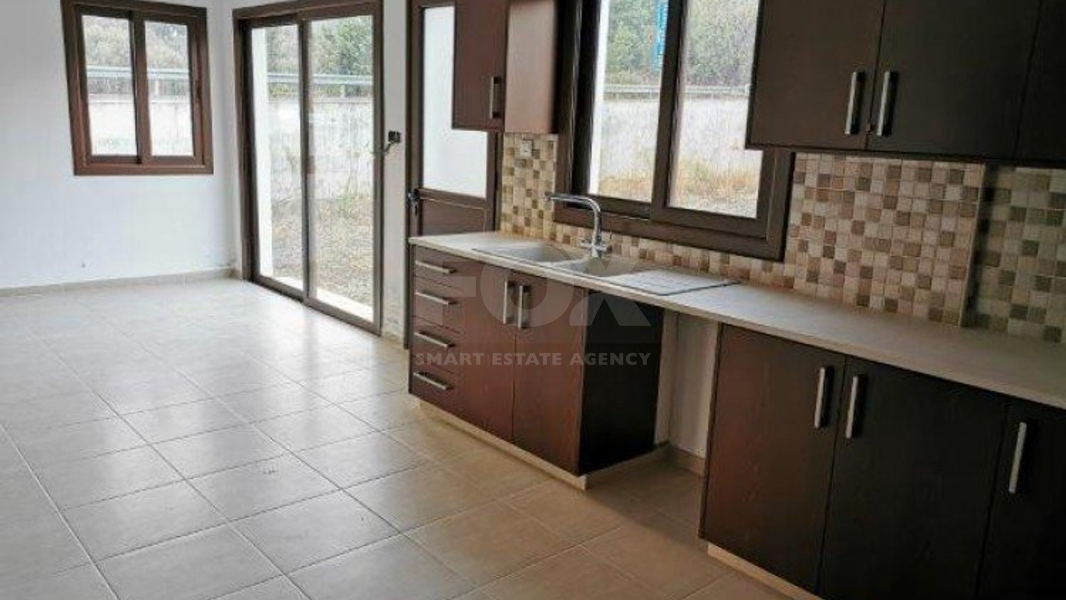 4 Bed House To Rent In Eptagoneia Limassol Cyprus