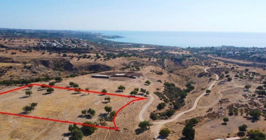 Residential field in Pegeia, Paphos
