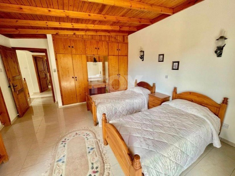 10 Bed House For Sale In Moniatis Limassol Cyprus