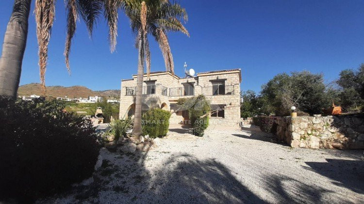 Stunning Four Bed Villa For Sale In Argaka Paphos Cyprus