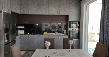 Fully Furnished 2 Bedroom Top floor Apartment in Charming Empa, Paphos