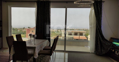 Fully Furnished 2 Bedroom Top floor Apartment in Charming Empa, Paphos