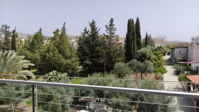 Fully Furnished 2 Bedroom Top floor Apartment in Charming Empa, Paphos