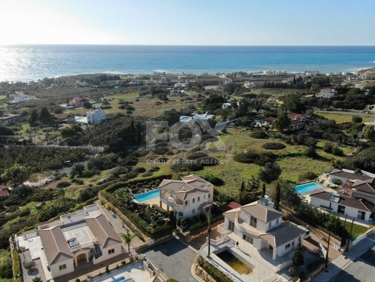 4 Bed House For Sale In Sea Caves Paphos Cyprus