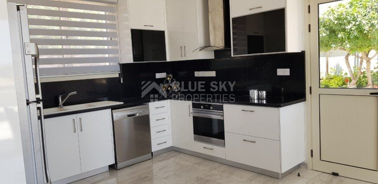 4 Bed House For Sale In Sea Caves Paphos Cyprus