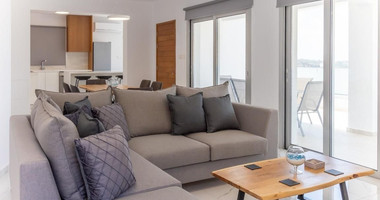 Three Bed luxury Villa In Kissonerga, Paphos