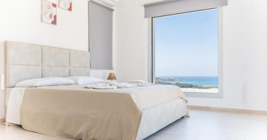 Three Bed luxury Villa In Kissonerga, Paphos