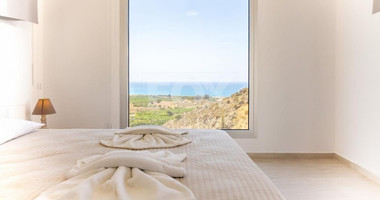 Three Bed luxury Villa In Kissonerga, Paphos