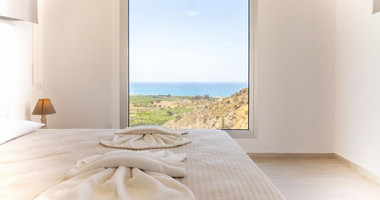 Three Bed luxury Villa In Kissonerga, Paphos