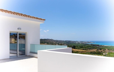 Three Bed luxury Villa In Kissonerga, Paphos