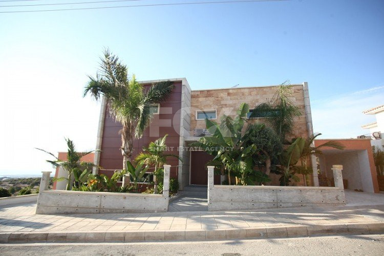5 Bed House For Sale In Kamares Paphos Cyprus